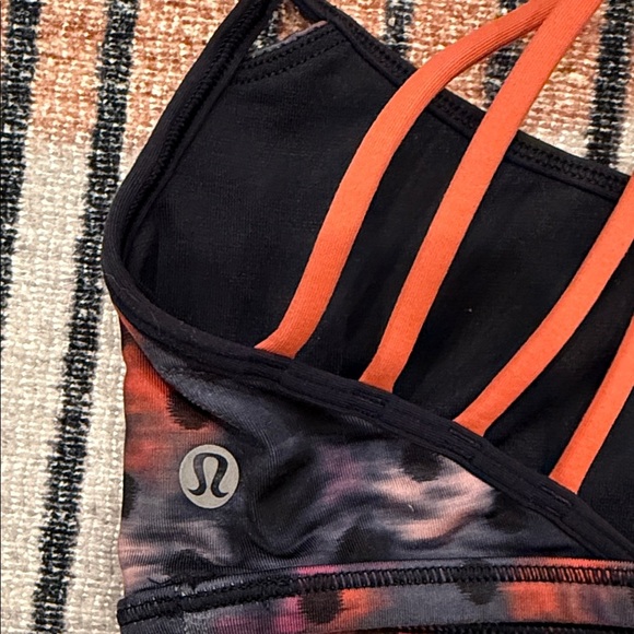 Lululemon Athletica Strappy Sports Bra in Black and Orange XXS - Picture 5 of 6